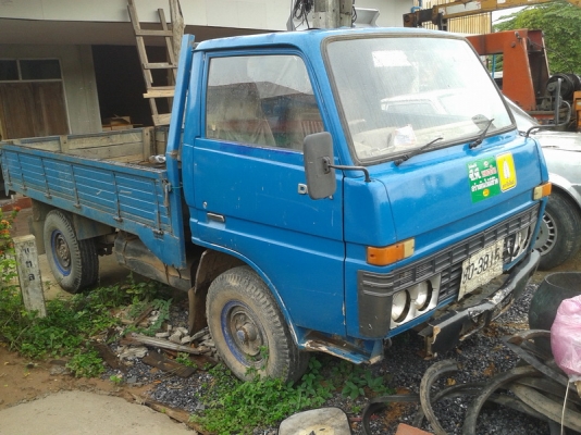 โตโยต้า BU 20 เครื่องดี แซสซีสวยคับ สีไม่สวยเบาะมีขาดคับ โตโยต้า BU 20 เครื่องดี แซสซีสวยคับ สีไม่สวยเบาะมีขาดคับ