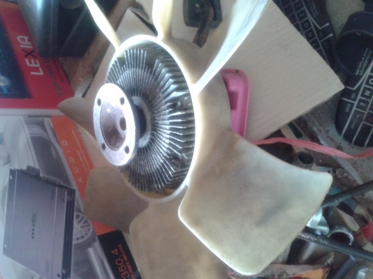 ชุดปั้มหน้าเครื่อง d4d แท้ติดรถ เปลี่ยนเครื่องถอดเก็บไม่ได้ใช้