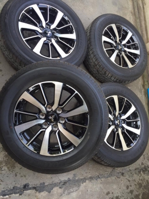 ขายล้อแม็กออนิวปาเจโร่ถอดป้ายแดงขอบ18 ชุดละ 33,500 บาท