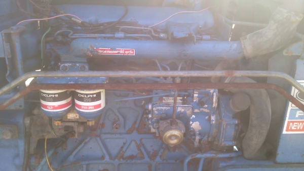 ขายรถไถ  ฟอรด์รุ่น6600 แท้เต็มตัวเสื้อลายท้ายใหญ่  เล่มทะเบียนพร้อมโอน0810076640