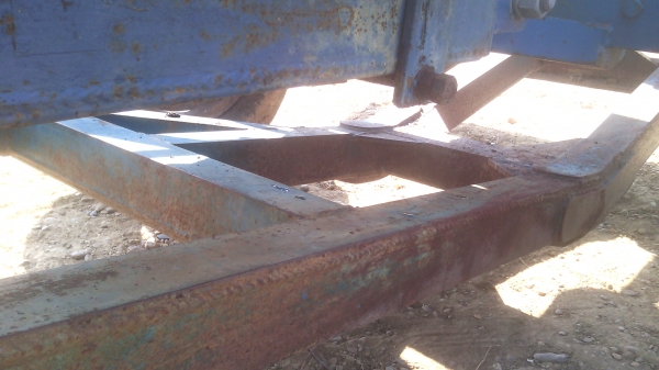 ขายรถไถ  ฟอรด์รุ่น6600 แท้เต็มตัวเสื้อลายท้ายใหญ่  เล่มทะเบียนพร้อมโอน0810076640