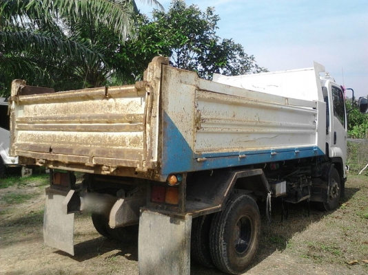 รถอีซูซุ 6 ล้อดั้ม FRR 190 แรงม้า  ปี 55.  ( รถวิ่ง 15x,xxx กม. )     สนใจติดต่อ  081 - 6079515