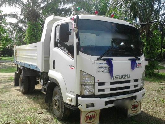 รถอีซูซุ 6 ล้อดั้ม FRR 190 แรงม้า  ปี 55.  ( รถวิ่ง 15x,xxx กม. )     สนใจติดต่อ  081 - 6079515