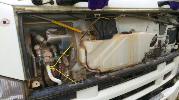 รถอีซูซุ 6 ล้อดั้ม FRR 190 แรงม้า  ปี 55.  ( รถวิ่ง 15x,xxx กม. )     สนใจติดต่อ  081 - 6079515