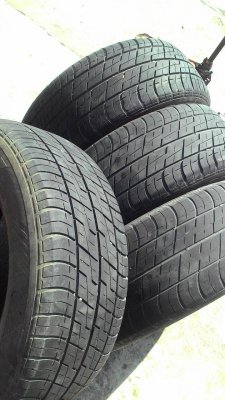 215/65R15 BRIDGESTONE LEO 627 ชุด 4 เส้น  tel.081-427-3941 ไลน์ไอดี autobot107