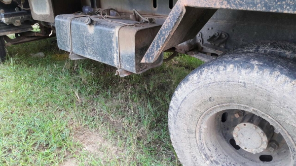 รถอีซูซุ 6 ล้อดั้ม FRR 210 แรงม้า  ปี 54.  ( รถวิ่ง 17x,xxx กม. )     สนใจติดต่อ  081 - 6079515