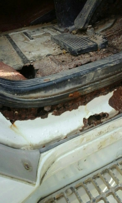 รถอีซูซุ 10 ล้อ ติดเฮี้ยบ 4 ตัน. / 275 แรงม้า.  ( รถประกอบ. )   สนใจติดต่อ  081 - 6079515