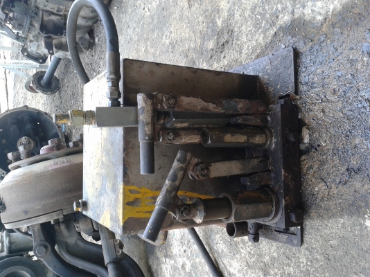 ขายแม่แรง100ton พร้อมใช้