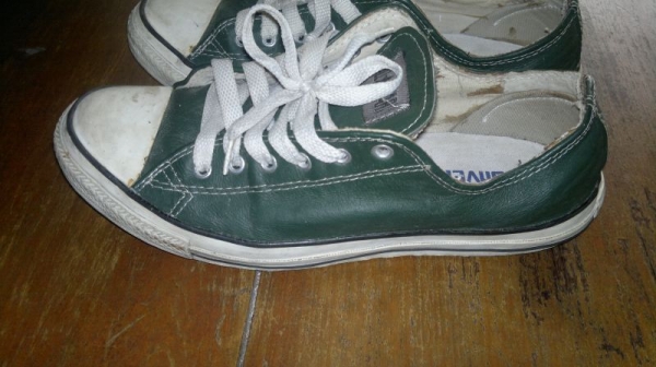 ขายรองเท้า converse หนังแท้ สีเขียว