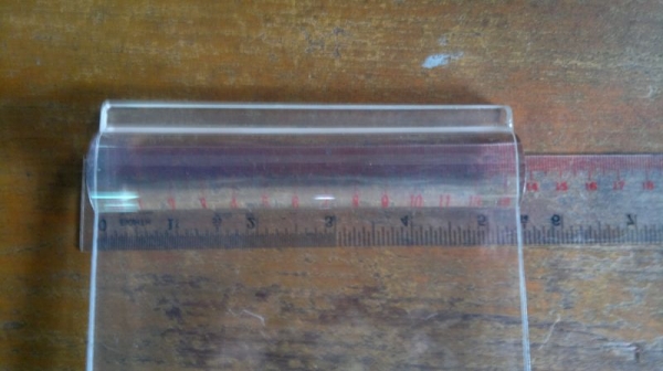 ขายอุปกรณ์สำหรับอ่านหนังสือ มีเลนส์ขยาย