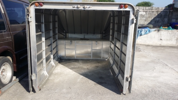 ขาย ตู้ อลูมิเนียม์   ใส่ toyota ตอนเดียว