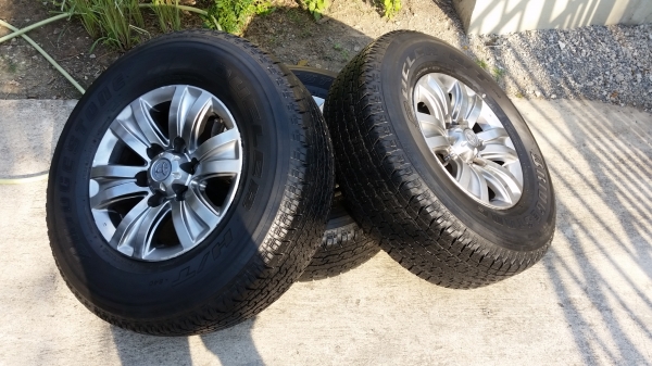 ล้อ toyota ขอบ 16x7 et30 แท้ พร้อมยาง bridgestone 265/70r16
