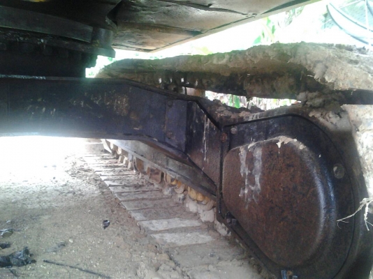 ขายรถแบคโฮ CAT E200B ราคา 450000