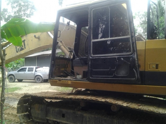 ขายรถแบคโฮ CAT E200B ราคา 450000