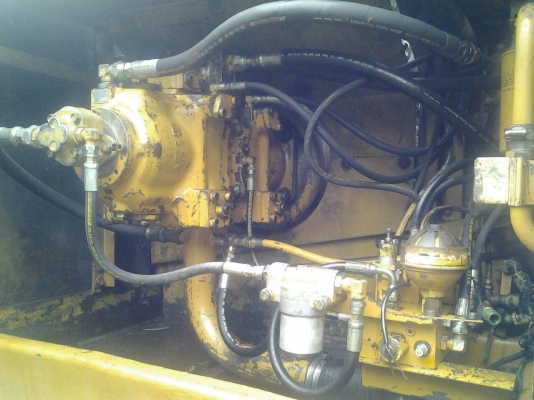 ขายรถแบคโฮ CAT E200B ราคา 450000