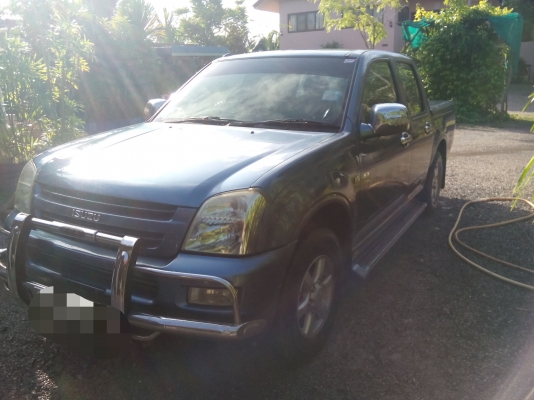 รถอีซูสุกระบะ 4 ประตู (รถปี46)  รถครูใช้งานน้อย  พร้อมใช้งาน เล่มติดมือ.