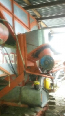 **420,000 บ.ต่อรอง/// รถเกี่ยวนวดข้าว แบบอุ้ม ศักดิ์พัฒนาฯ บิ๊ก37 อุ้ม2.5ตัน ตัวเดิน12HT พร้อมใช้งาน **ขาย ศักดิ์พัฒนาการเกษตร บิ๊ก37 รถเกี่ยวนวดข้าวแบบอุ้ม 2.5ตัน(อุ้มแปลง) ช่วงล่างใหญ่ สภาพดี พร้อมใช้งาน ราคาเบา ศักดิ์พัฒนาฯ รุ่น บิ๊ก37 อุ้ม2.5ตัน(อุ้มแ