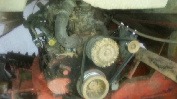 **420,000 บ.ต่อรอง/// รถเกี่ยวนวดข้าว แบบอุ้ม ศักดิ์พัฒนาฯ บิ๊ก37 อุ้ม2.5ตัน ตัวเดิน12HT พร้อมใช้งาน **ขาย ศักดิ์พัฒนาการเกษตร บิ๊ก37 รถเกี่ยวนวดข้าวแบบอุ้ม 2.5ตัน(อุ้มแปลง) ช่วงล่างใหญ่ สภาพดี พร้อมใช้งาน ราคาเบา ศักดิ์พัฒนาฯ รุ่น บิ๊ก37 อุ้ม2.5ตัน(อุ้มแ