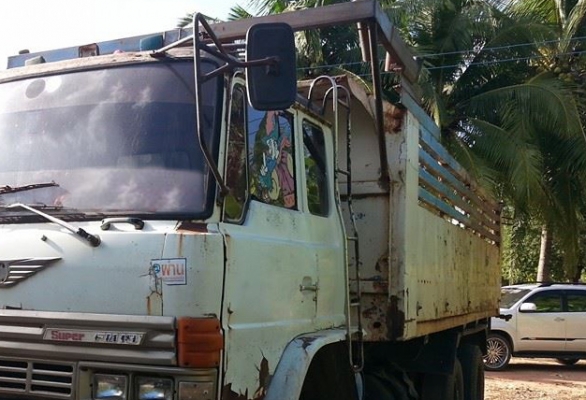 10ล้อ HINO TC EK-260HP หัวF18 2เพลาดั้มเหล็กข้างเรียบ ช่วงล่างใหญ่ ZM-8น็อต **ขาย HINO TC 260แรง 10ล้อ2เพลาดั้ม กระบะดั้มเหล็กข้างเรียบ ช่วงล่างใหญ่ ตามสภาพ ราคาเบา HINO TC 343 EK100-260HP หัวF18 ลงเล่ม เครื่องEK100-6สูบ 260แรง (ตรงต