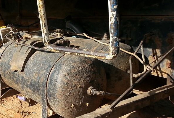 10ล้อ HINO TC EK-260HP หัวF18 2เพลาดั้มเหล็กข้างเรียบ ช่วงล่างใหญ่ ZM-8น็อต **ขาย HINO TC 260แรง 10ล้อ2เพลาดั้ม กระบะดั้มเหล็กข้างเรียบ ช่วงล่างใหญ่ ตามสภาพ ราคาเบา HINO TC 343 EK100-260HP หัวF18 ลงเล่ม เครื่องEK100-6สูบ 260แรง (ตรงต