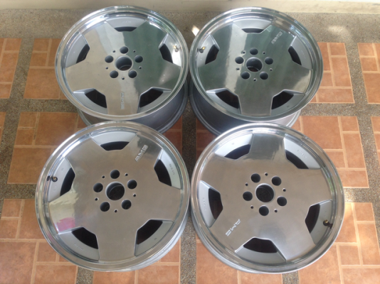 ล้อแท้ AMG ขอบ17 สภาพสวย ไม่เคยซ่อม ขอบหนา ราคาไม่แพง