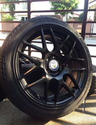 ล้อ HRE ขอบ17 4รู100 สภาพสวย พร้อมยางปี14 ดอกเต็ม ใช้กันยาว ราคาไม่แพง