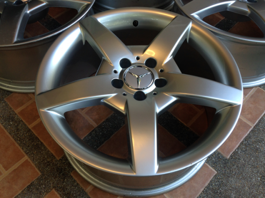 ล้อใหม่ AMG ขอบ18 สภาพใหม่ ราคาไม่แพง