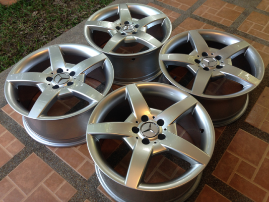 ล้อใหม่ AMG ขอบ18 สภาพใหม่ ราคาไม่แพง