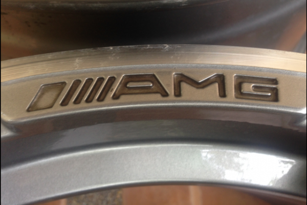 ล้อ AMG ขอบ18 หน้า 8 หลัง 9 สภาพสวย ไม่เคยซ่อม ราคาไม่แพง ล้อ AMG ขอบ18 หน้า 8 หลัง 9 สภาพสวย ไม่เคยซ่อม ราคาไม่แพง