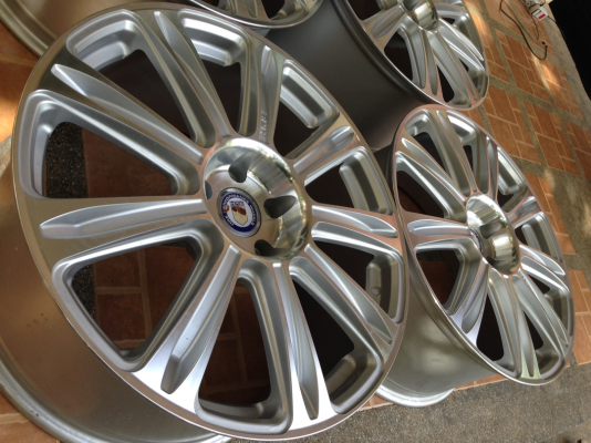 ล้อใหม่ HRE ขอบ20 ลายไม่ซ้ำใคร เป็นล้อโชว์หน้าร้าน ไม่เคยใช้งาน ราคาพิเศษสุดๆ