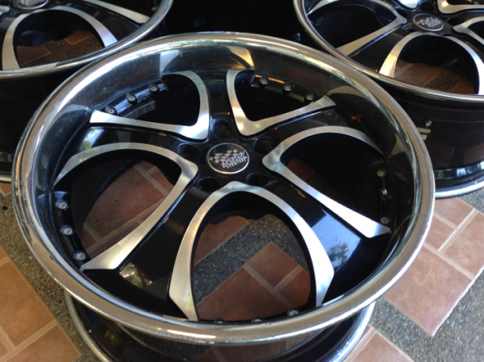 ล้อ SSW ขอบ20 สภาพสวย ราคาไม่แพง ล้อ SSW ขอบ20 สภาพสวย ราคาไม่แพง