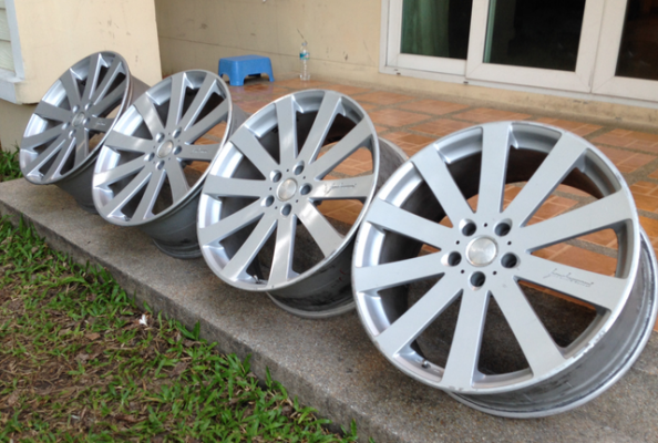 ล้อ Venerdi ขอบ20 สภาพสวย พร้อมใช้งาน ราคาไม่แพง