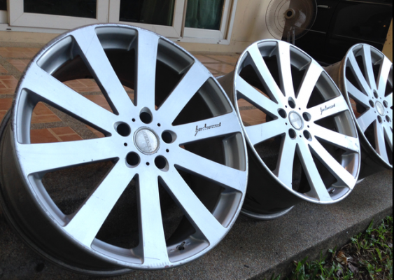 ล้อ Venerdi ขอบ20 สภาพสวย พร้อมใช้งาน ราคาไม่แพง