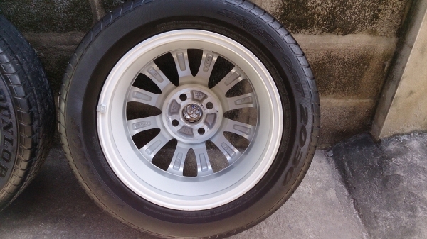 แม็กซ์มือสอง Toyota Vios ลาย 12 ก้าน พร้อมยาง Dunlop ดอกหนาๆ