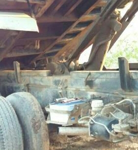 ขาย 695,000บ สิบล้อ ฮีโน่ FM3H195 ดั้ม 2เพา เครืองเดิม เกียร์ฟูเลอร์ สภาพดีเดิมพร้อมใช้งาน ทะเบียนพร้อมใช้งาน ขาย 695,000บ สิบล้อ ฮีโน่ FM3H195 ดั้ม 2เพา เครืองเดิม เกียร์ฟูเลอร์ สภาพดีเดิมพร้อมใช้งาน ทะเบียนพร้อมใช้งาน