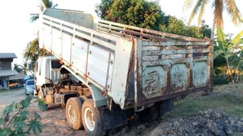 ขาย 695,000บ สิบล้อ ฮีโน่ FM3H195 ดั้ม 2เพา เครืองเดิม เกียร์ฟูเลอร์ สภาพดีเดิมพร้อมใช้งาน ทะเบียนพร้อมใช้งาน ขาย 695,000บ สิบล้อ ฮีโน่ FM3H195 ดั้ม 2เพา เครืองเดิม เกียร์ฟูเลอร์ สภาพดีเดิมพร้อมใช้งาน ทะเบียนพร้อมใช้งาน