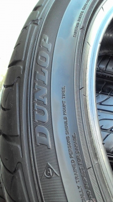 215/45R17 DUNLOP SP SPORT LM 703 ชุด 4 เส้น tel.081-427-3941 ไอดีไลน์ autobot107