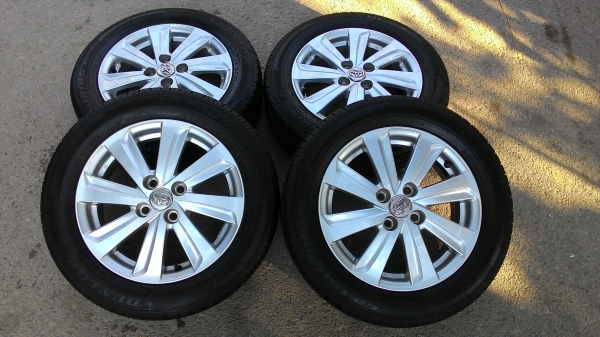 ขายล้อแม็กเดิมวีออสขอบ15 ชุดละ8,900บาท ยางดันลอป ปี15 185/60/15 ดอกยางเต็มๆ ใช้งานอีกนาน