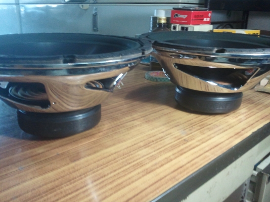 kicker 12 นิ้ว วอยซ์ เดียว 4 โอม 1 คู่ kicker 12 นิ้ว วอยซ์ เดียว 4 โอม 1 คู่