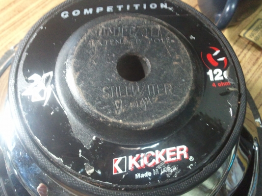 kicker 12 นิ้ว วอยซ์ เดียว 4 โอม 1 คู่ kicker 12 นิ้ว วอยซ์ เดียว 4 โอม 1 คู่