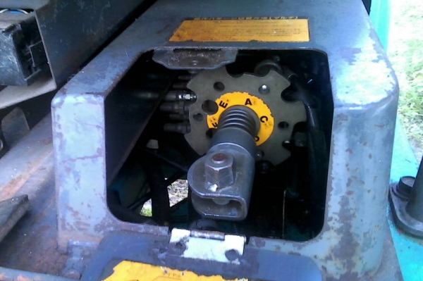 ขายรถแบคโฮ KUBOTA KH35 บุ้งกี๋พร้อมหัวกระแทก ราคา 450000