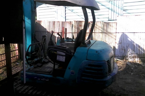 ขายรถแบคโฮ KUBOTA KH35 บุ้งกี๋พร้อมหัวกระแทก ราคา 450000