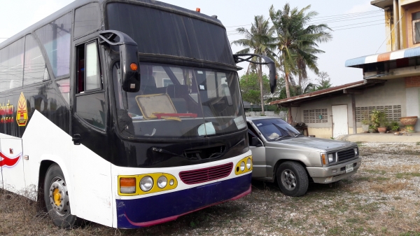 ขายรถบัสแอร์ เบนซ์ 12 เมตร BENZ เลขแชสซี 352 เครื่อง 220 แรง ภายในเบาะสวย ตัวถังสวยทะเบียนพร้อมโอน รถมือเดียวใช้น้อยไม่เคยนำเที่ยว  รถพร้อมใช้งาน