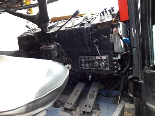 ขายรถบัสแอร์ เบนซ์ 12 เมตร BENZ เลขแชสซี 352 เครื่อง 220 แรง ภายในเบาะสวย ตัวถังสวยทะเบียนพร้อมโอน รถมือเดียวใช้น้อยไม่เคยนำเที่ยว  รถพร้อมใช้งาน