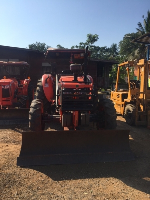 ขายคูโบต้าM7040 พร้อมดันหน้า+ผาน6 ตราช้าง รถปี2013 สภาพเดิมๆคับ