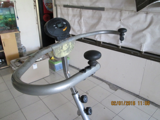 ออกกำลังกาย  ครับ  ราคาพิเศษ  ปีใหม่  ขายถูก 1800บาทครับ