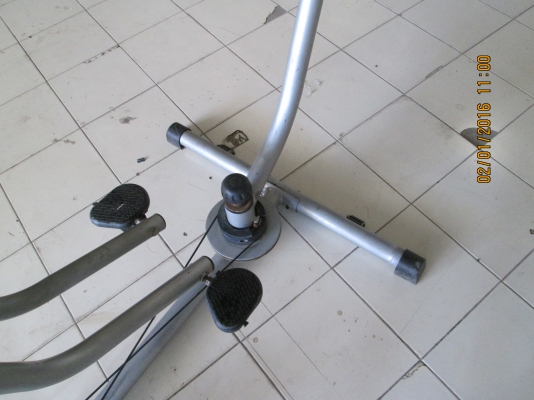 ออกกำลังกาย  ครับ  ราคาพิเศษ  ปีใหม่  ขายถูก 1800บาทครับ