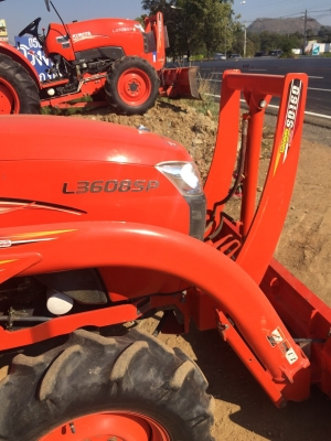 ขายคูโบต้าL3608SP ดันหน้าตราช้าง+ผาน5ตราช้าง รถใช้งานน้อย500กว่าชั่งโมงคับสภาพเดิมๆ ขายคูโบต้าL3608SP ดันหน้าตราช้าง+ผาน5ตราช้าง รถใช้งานน้อย500กว่าชั่งโมงคับสภาพเดิมๆ