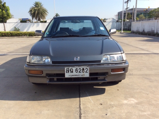 ขายรถพร้อมใช้ครับ ฮอนด้า ซีวิคท้ายแดง ปี90 เครื่องใหม่บล๊อกเดิม 1.5 เกียร์ธรรมดา เพาเวอร์ กระจกไฟฟ้า ภายในสวยมากๆสะอาดเอี่ยม แอร์หนาวๆวิทยุCDไพโอเนียร์ ไฟฟ้าใช้ได้หมด ไมล์ใช้ได้หมด ตัวถังเดิมๆสวยสีเงาสวยรถทรงดีไม่ช้ำ แม็ก14"ยาวใหม่ รถขับดีมากเครื่องแ