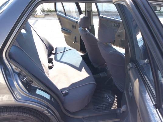 ขายรถพร้อมใช้ครับ ฮอนด้า ซีวิคท้ายแดง ปี90 เครื่องใหม่บล๊อกเดิม 1.5 เกียร์ธรรมดา เพาเวอร์ กระจกไฟฟ้า ภายในสวยมากๆสะอาดเอี่ยม แอร์หนาวๆวิทยุCDไพโอเนียร์ ไฟฟ้าใช้ได้หมด ไมล์ใช้ได้หมด ตัวถังเดิมๆสวยสีเงาสวยรถทรงดีไม่ช้ำ แม็ก14"ยาวใหม่ รถขับดีมากเครื่องแ